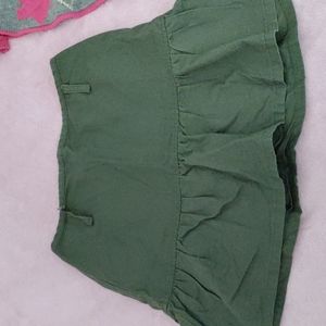 Green mini skort